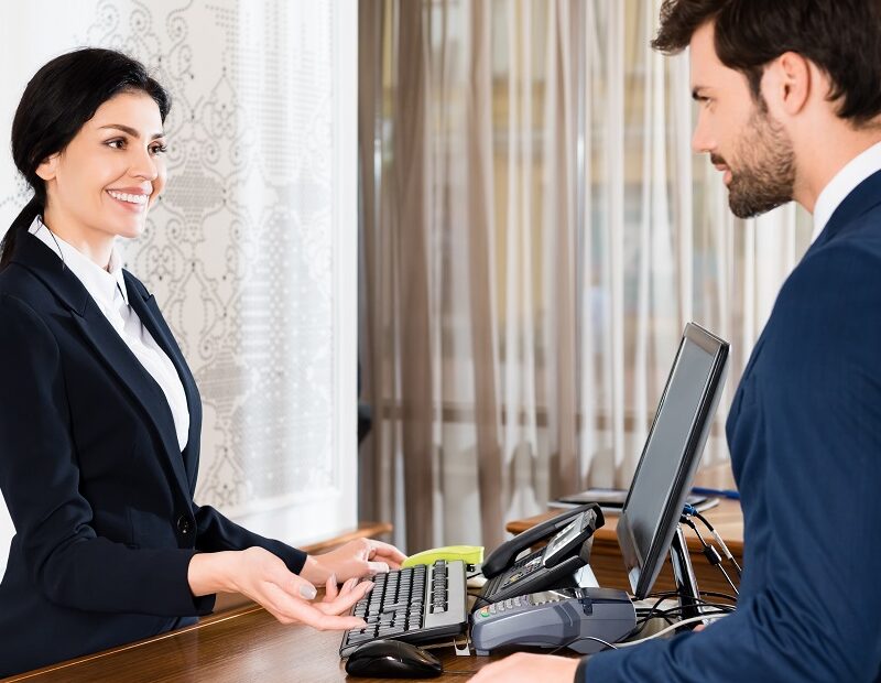 Quais as funções de uma Recepcionista Terceirizada?